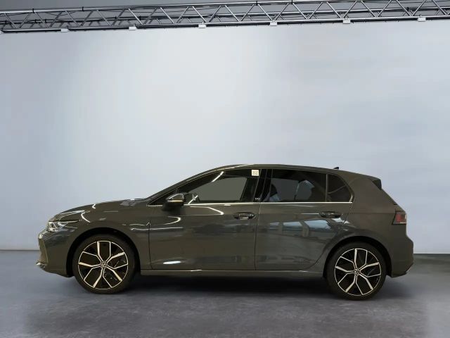 Volkswagen Golf 1.5 eTSI DSG Golf VIII
