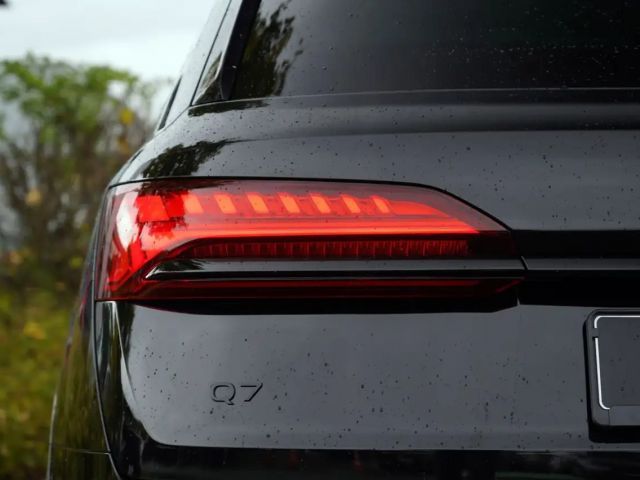 Audi Q7 Business Hybride S-Line