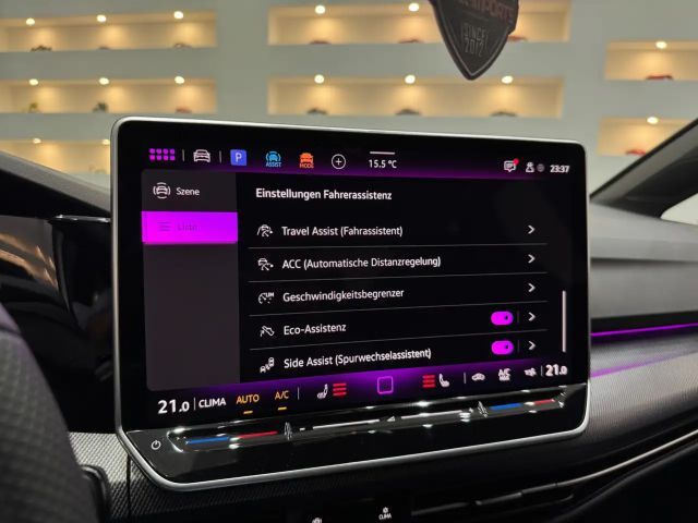 Volkswagen Golf 1.5 TSI R-Line