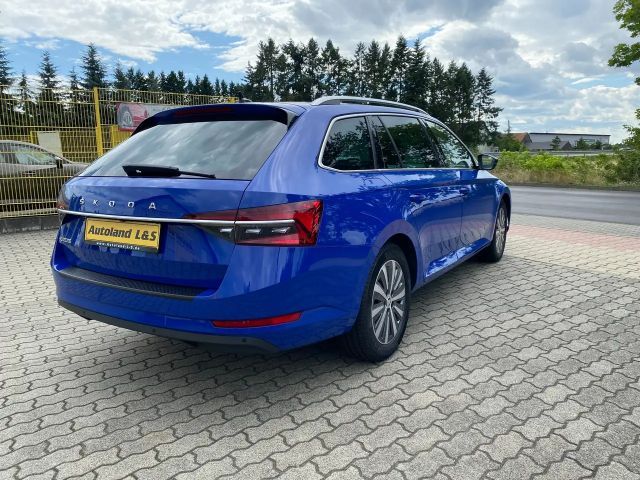 Skoda Superb 2.0 TDI Combi Style Style