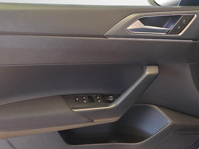 Volkswagen Taigo 1.0 TSI R-Line