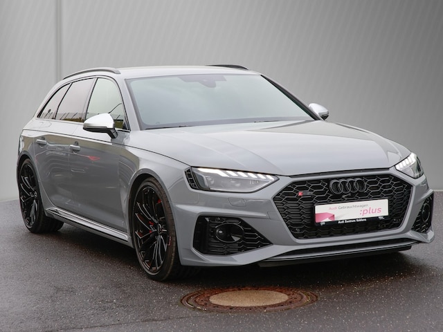Audi RS4 Avant Quattro