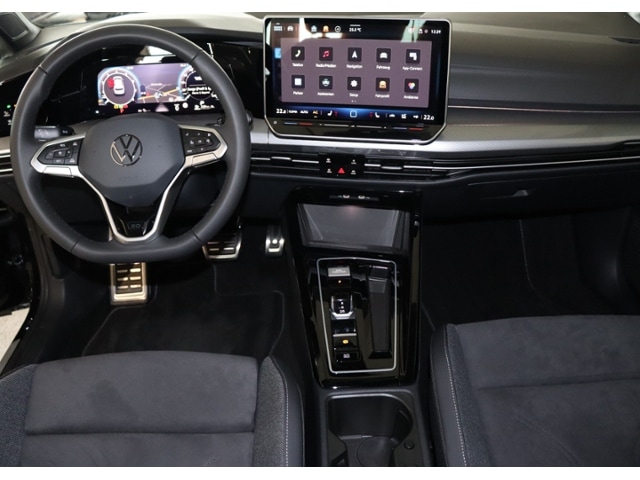 Volkswagen Golf 1.5 eTSI DSG Golf VIII