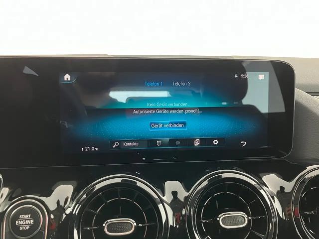 Mercedes-Benz B 180 B 180 d Sedan