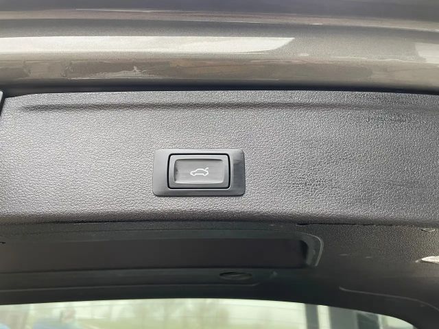 Audi A4 40 TDI Quattro S-Line S-Tronic