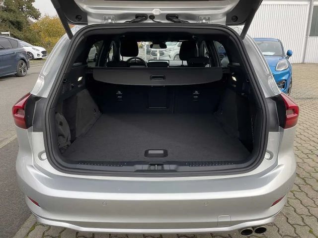Ford Focus ST Line Wagon