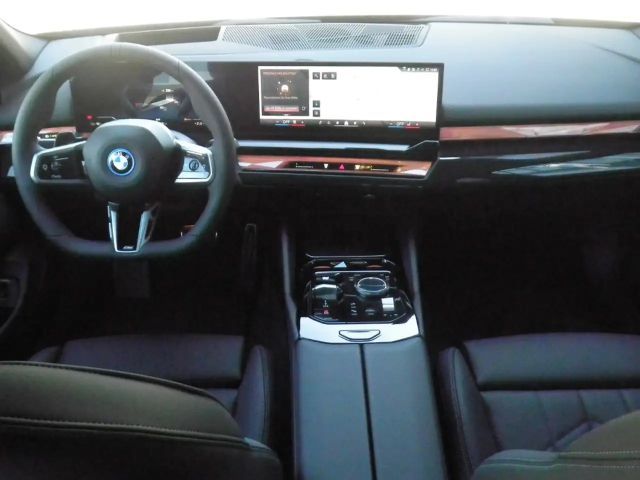 BMW i5 Sedan eDrive40
