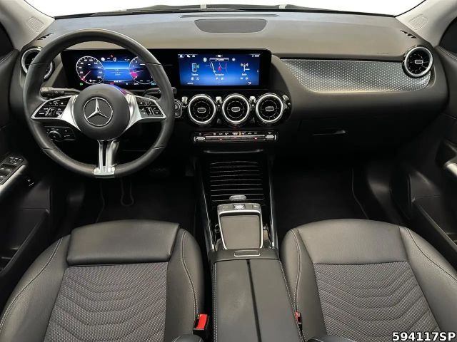 Mercedes-Benz GLA 200 Progressive