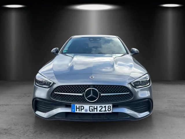 Mercedes-Benz C 200 AMG Line Sedan