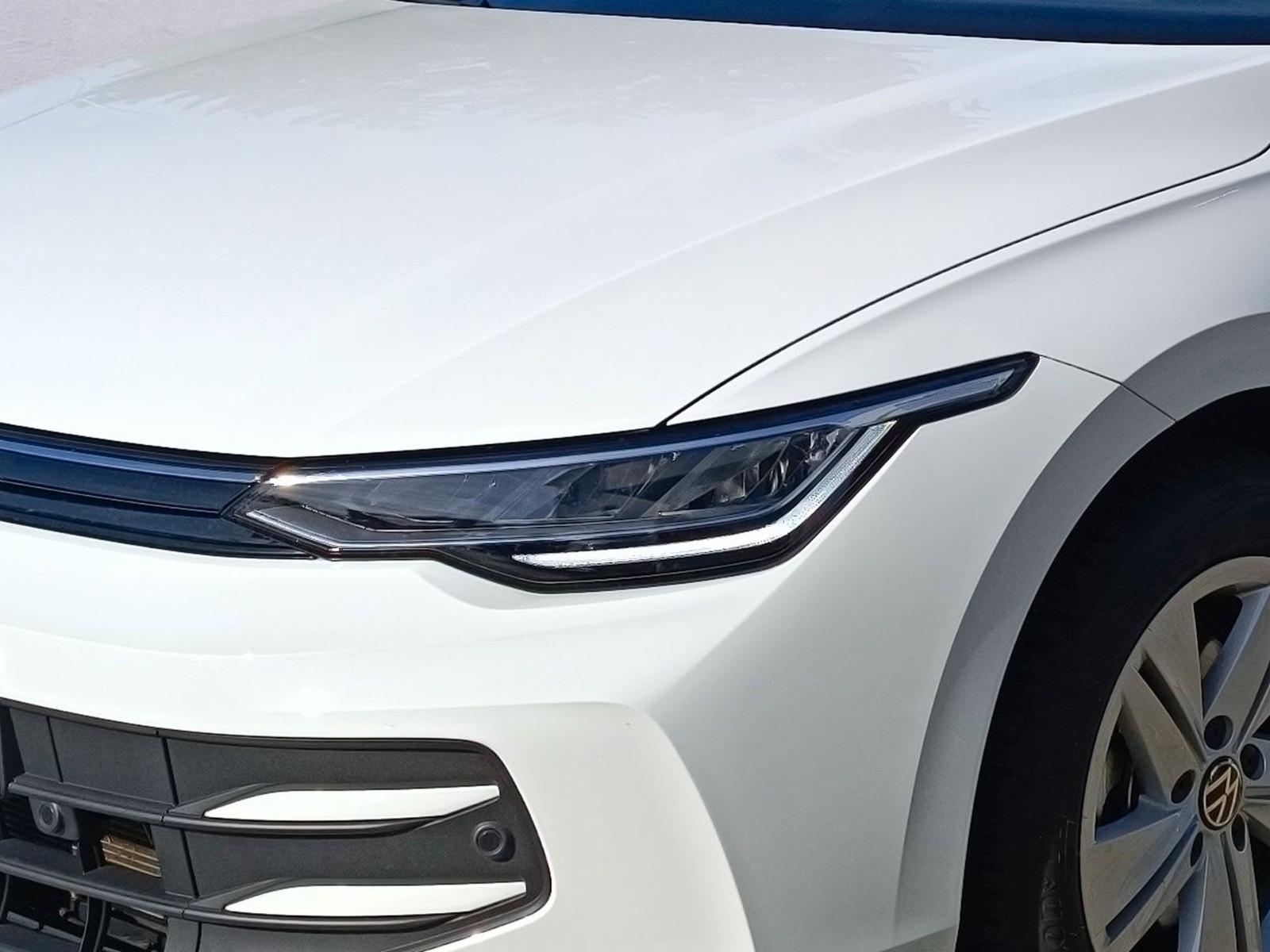 Volkswagen Golf 1.5 eTSI Golf VIII Variant