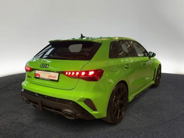 Audi RS3 S-Tronic Sedan Sportback