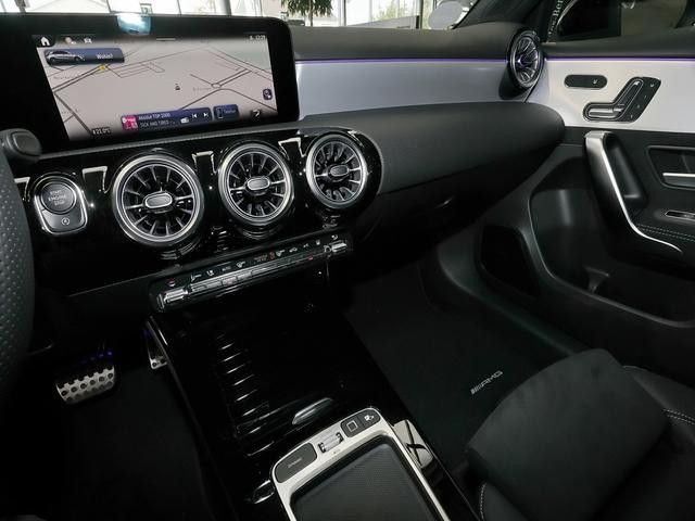 Mercedes-Benz A 220 4MATIC