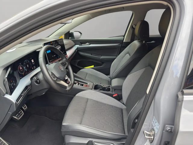 Volkswagen Golf DSG Plus