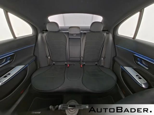 Mercedes-Benz E 200 AMG Line Sedan