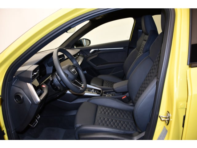 Audi RS3 Quattro S-Tronic Sedan