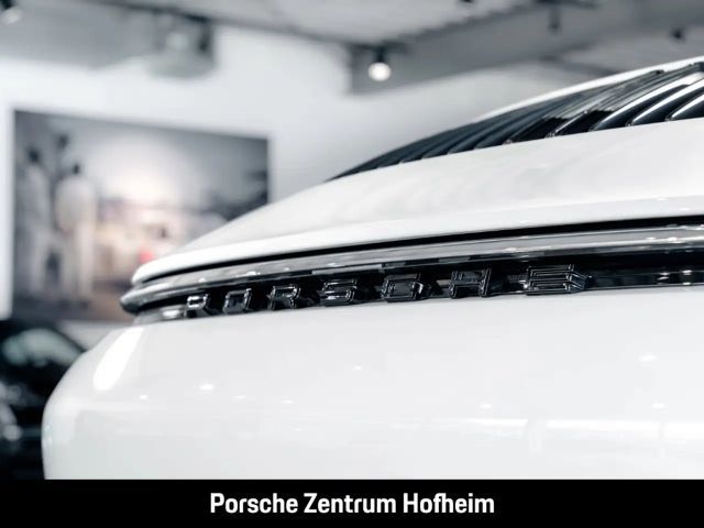 Porsche 992 Cabrio Carrera