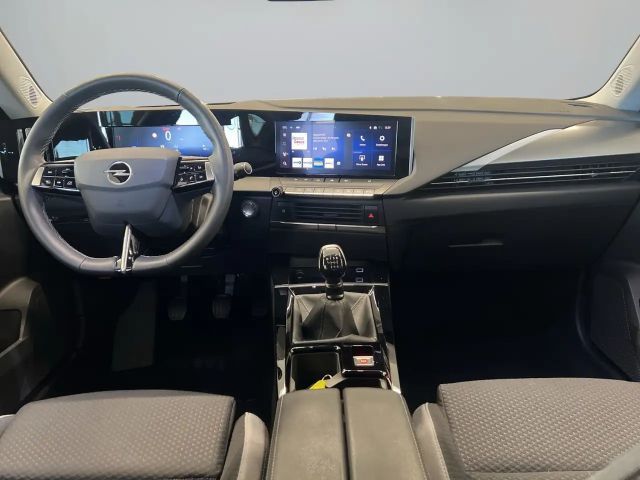 Opel Astra 1.2 Turbo Business Edition Turbo