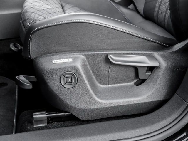 Volkswagen Tiguan 2.0 TDI DSG R-Line