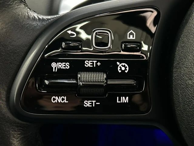 Mercedes-Benz GLB 200 4MATIC GLB 200 d