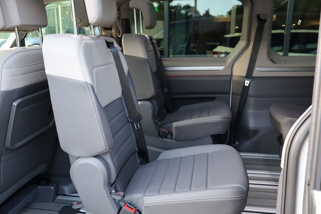 Volkswagen Multivan 2.0 TDI DSG Lang T7