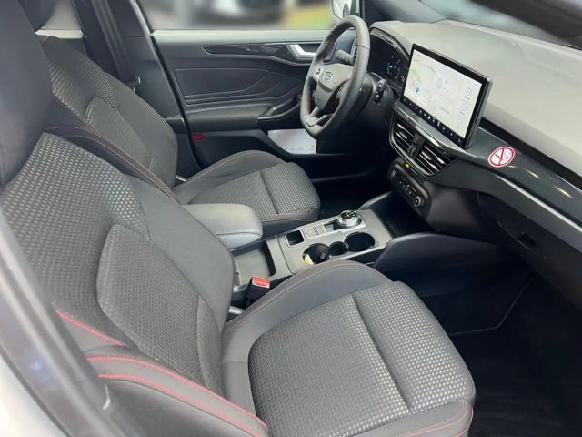 Ford Focus ST Line Wagon