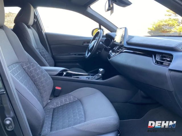 Toyota C-HR Hybride Team D