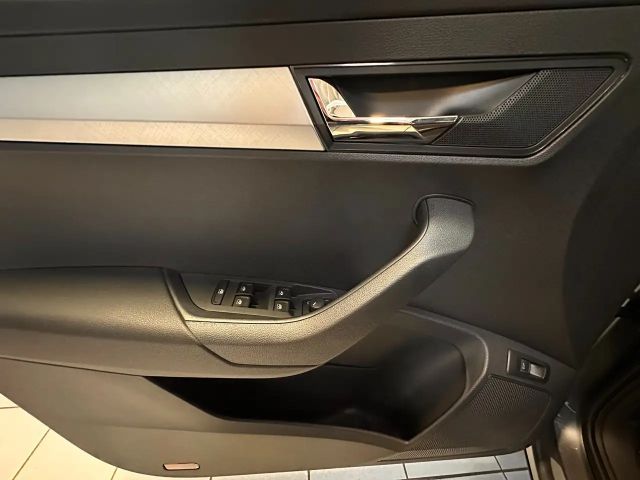 Skoda Karoq Selection