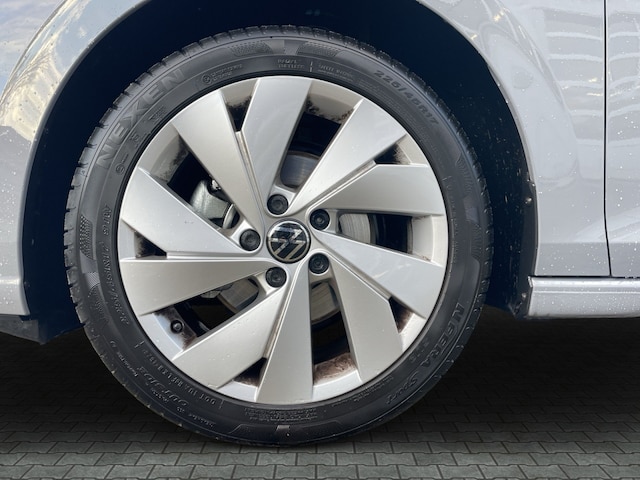 Volkswagen Golf 1.5 TSI Golf VIII Life