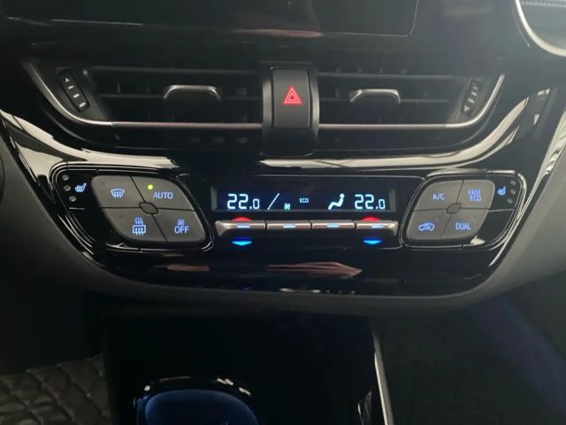 Toyota C-HR Hybride Team D