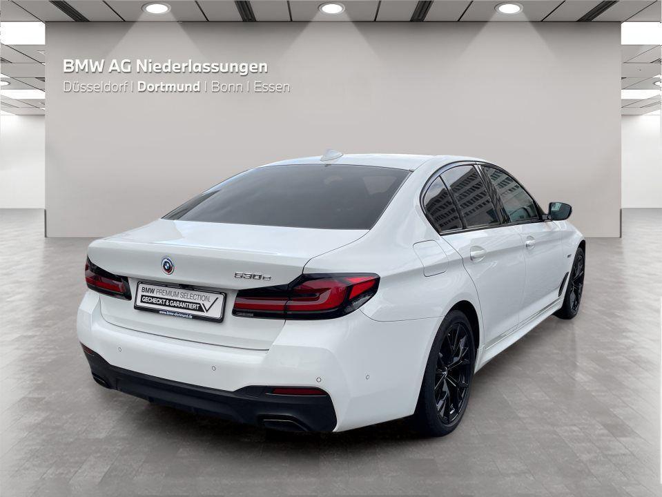 BMW 530 530e Sedan