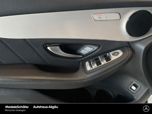 Mercedes-Benz GLC 300 4MATIC AMG Line