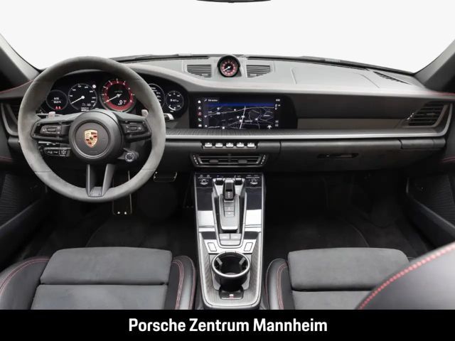 Porsche 992 Cabrio GTS