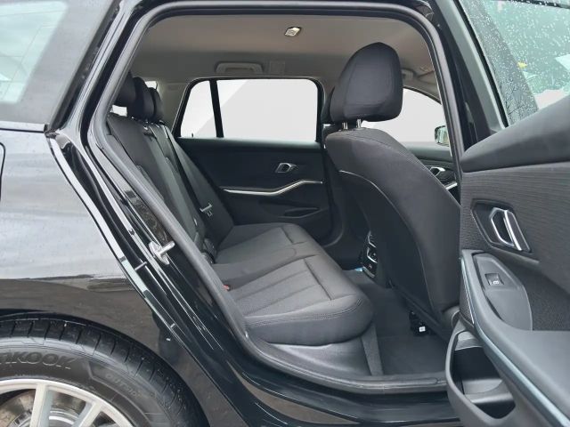 BMW 318 318i Touring