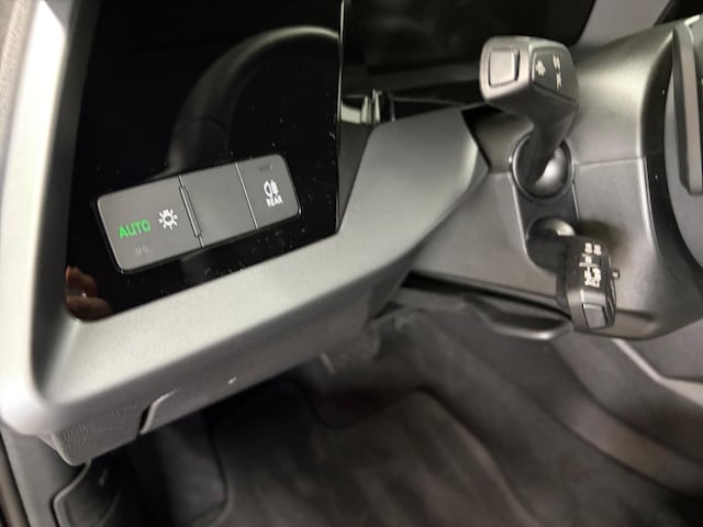 Audi A3 30 TFSI S-Line S-Tronic Sedan