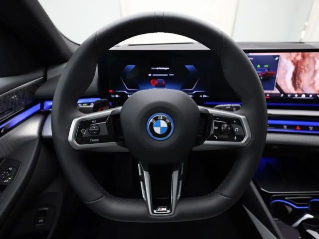 BMW i5 M-Sport