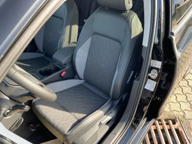 Volkswagen Golf 2.0 TDI DSG Golf VIII