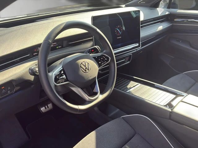 Volkswagen ID.7 IQ.Drive Pro