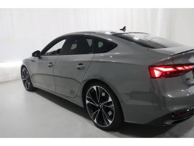 Audi A4 40 TDI Avant S-Line