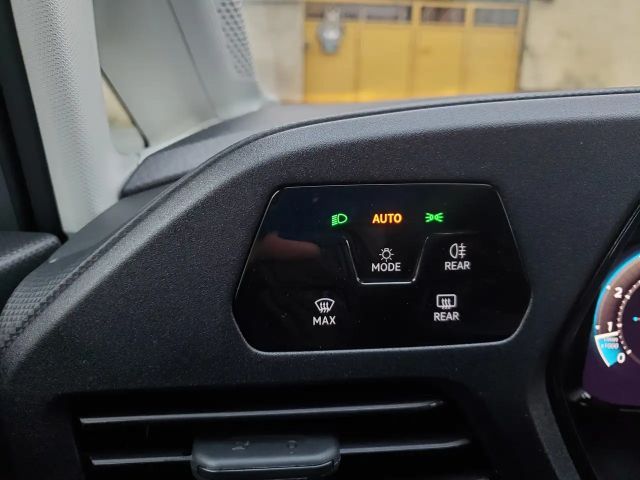 Volkswagen Caddy DSG Family