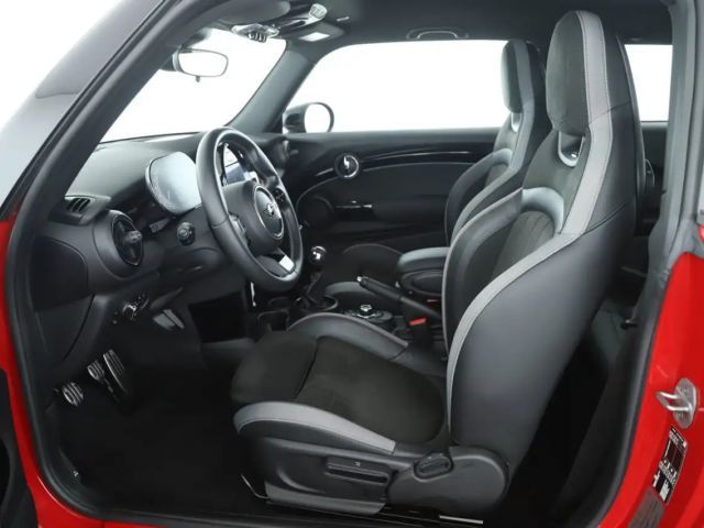 MINI Cooper JCW AERODYNAMIK PAKET LED NAVI JCW-SITZE
