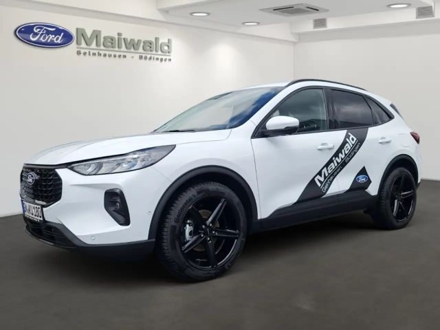 Ford Kuga Hybrid Titanium