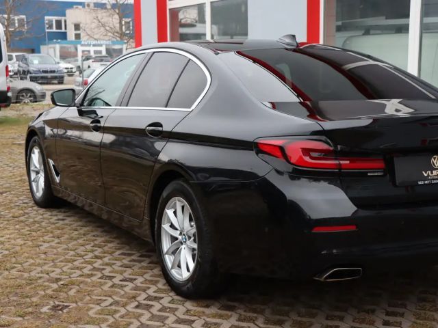 BMW 530 530d Sedan