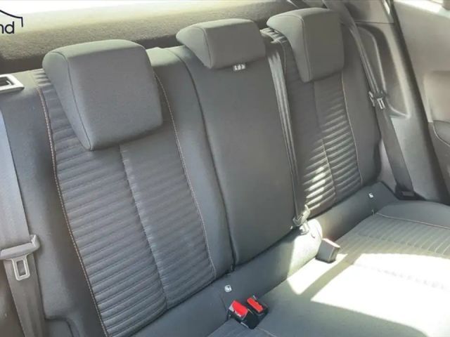 Peugeot 2008 Active Pack PureTech