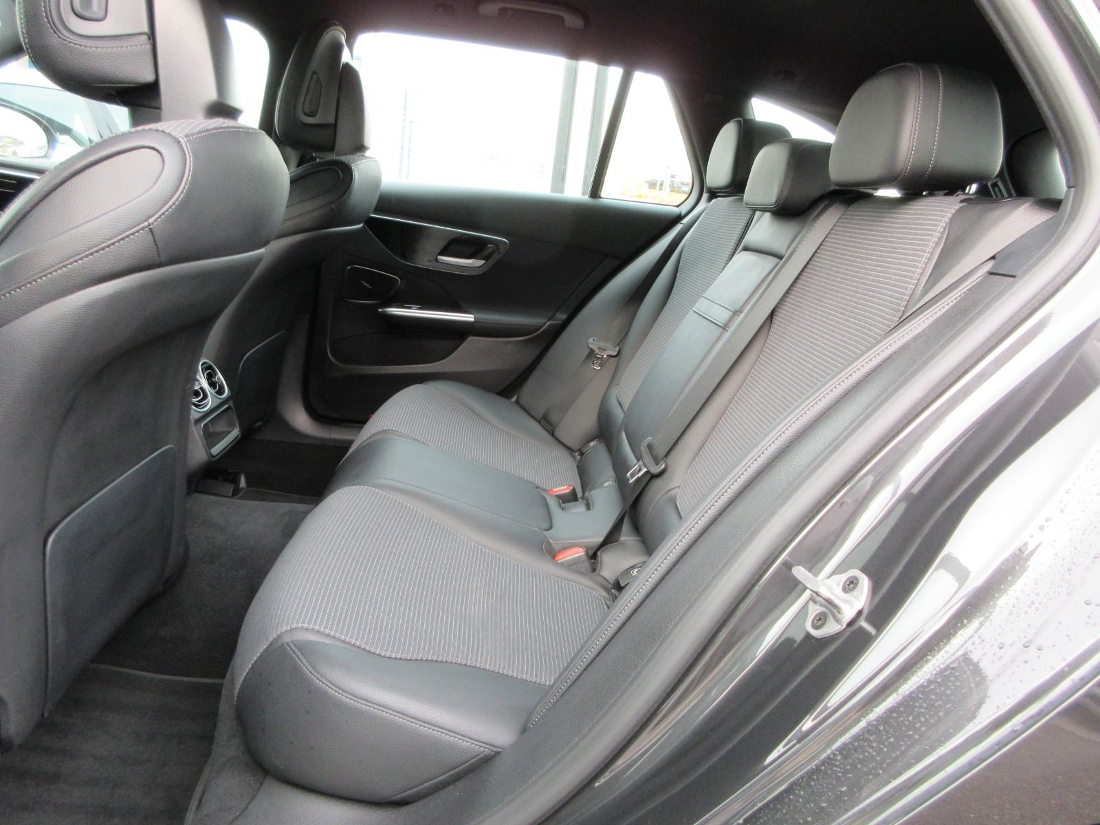 Mercedes-Benz C 200 AVANTGARDE Estate