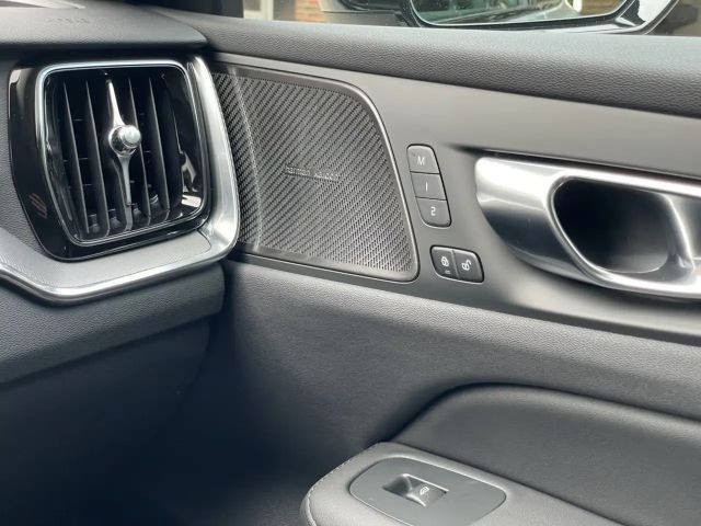 Volvo V60 AWD Dark Plus Recharge T8