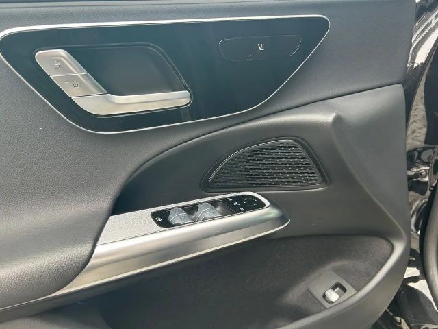 Mercedes-Benz E 220 E 220 d Estate