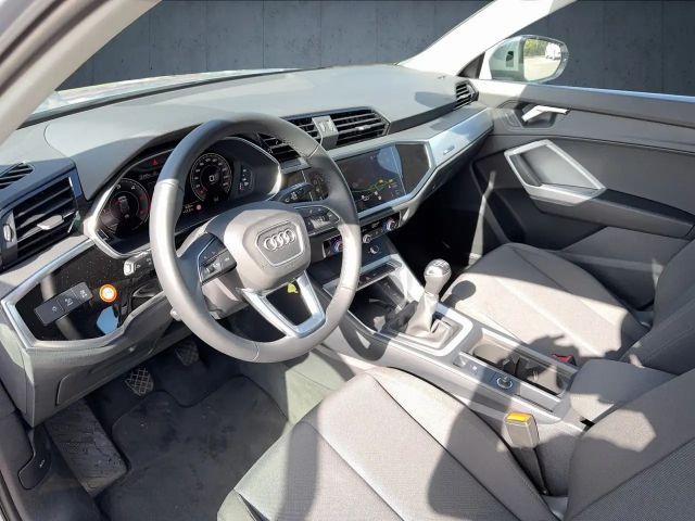 Audi Q3 35 TDI