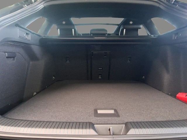 Volkswagen Golf DSG R-Line Variant