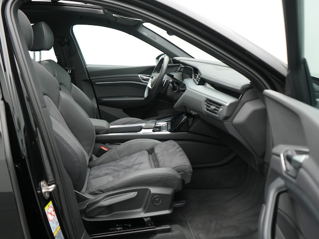 Audi Q8 e-tron 50 Quattro S-Line