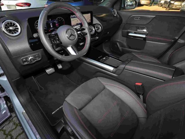 Mercedes-Benz GLA 180 AMG Line